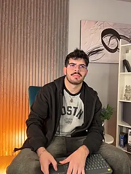 DomBoy  online show from June 17, 2026, 7:59 pm