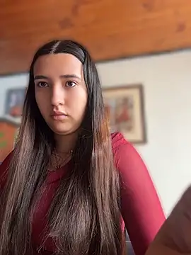 Alix Rousses20 online show from May 12, 2026, 2:36 pm
