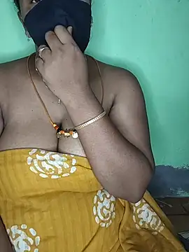 Snapshot of tamil_butterfly chatting on June 6, 2026, 6:18 am tamil butterfly online show from June 6, 2026, 6:18 am