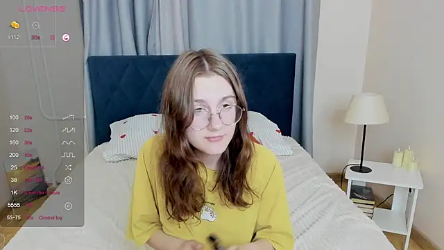 Snapshot of iMagdaLunna chatting on June 5, 2026, 6:57 pm iMagdaLunna online show from June 5, 2026, 6:57 pm