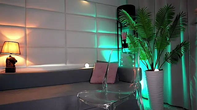 Snapshot of Juliadragon chatting on November 10, 2025, 2:21 am Juliadragon online show from November 10, 2025, 2:21 am