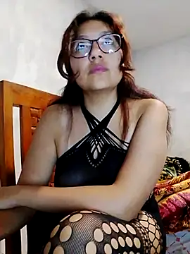 Snapshot of Grace_Moon04 chatting on July 4, 2026, 2:51 am Grace Moon04 online show from July 4, 2026, 2:51 am
