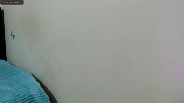 LUCYXS1 online show from June 18, 2026, 11:58 am