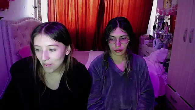 Blair y Briar online show from May 13, 2026, 4:26 pm