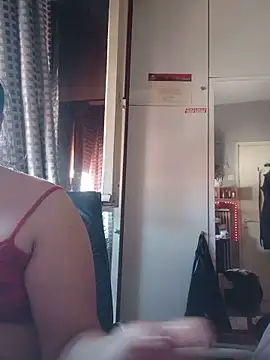 LittleMairy online show from June 15, 2026, 1:02 pm