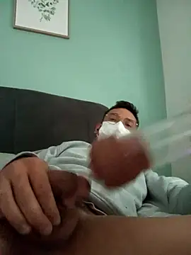danithehotdog online show from May 4, 2026, 7:48 am