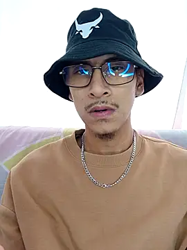Lil black009 online show from July 6, 2026, 1:19 pm