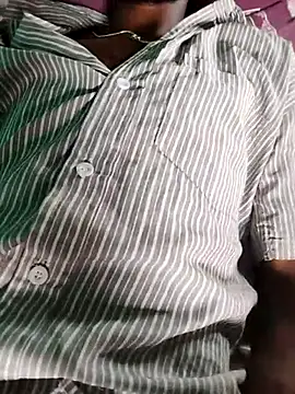 Snapshot of Tushu_under19_boy chatting on June 5, 2026, 5:36 am Tushu under19 boy online show from June 5, 2026, 5:36 am