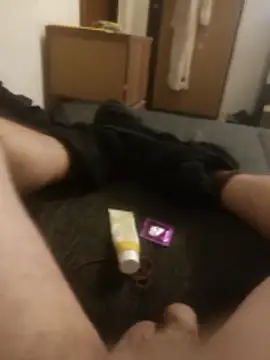 chris6123 online show from February 11, 2026, 3:39 pm