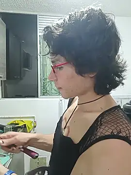 Snapshot of LittleTymmy chatting on July 23, 2026, 1:58 am LittleTymmy online show from July 23, 2026, 1:58 am