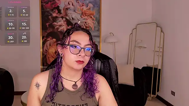 LoiseHarper online show from May 31, 2026, 5:42 pm