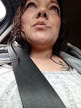 Snapshot of SAMANTHA--02 chatting on May 22, 2026, 12:22 pm SAMANTHA--02 online show from May 22, 2026, 12:22 pm