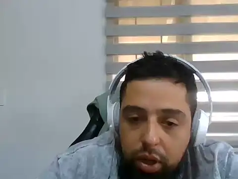 Snapshot of Velm_Stoner chatting on July 31, 2026, 5:12 pm Velm Stoner online show from July 31, 2026, 5:12 pm
