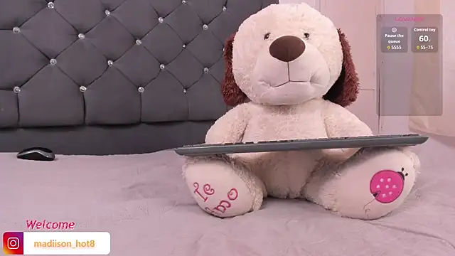 Snapshot of madiison_hot chatting on July 28, 2026, 6:20 pm madiison hot online show from July 28, 2026, 6:20 pm
