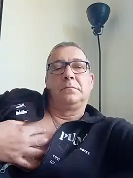 Snapshot of Soloyan chatting on January 13, 2025, 3:36 pm Soloyan online show from January 13, 2025, 3:36 pm