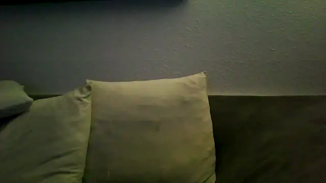 Snapshot of Soloyan chatting on September 27, 2025, 5:01 am Soloyan online show from September 27, 2025, 5:01 am