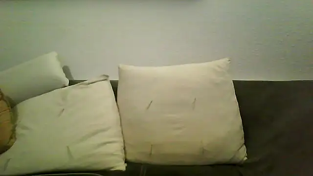 Snapshot of Soloyan chatting on September 30, 2025, 4:39 am Soloyan online show from September 30, 2025, 4:39 am