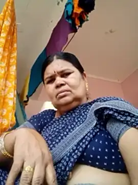Snapshot of dheepika11 chatting on June 3, 2026, 5:43 am dheepika11 online show from June 3, 2026, 5:43 am