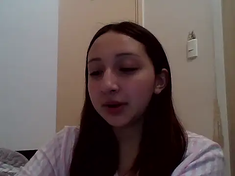 Snapshot of 010874 chatting on June 5, 2026, 4:30 am 010874 online show from June 5, 2026, 4:30 am