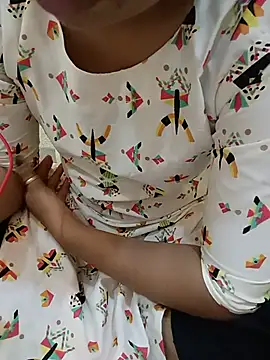 Snapshot of Seema_yadav01 chatting on June 26, 2026, 5:23 am Seema yadav01 online show from June 26, 2026, 5:23 am