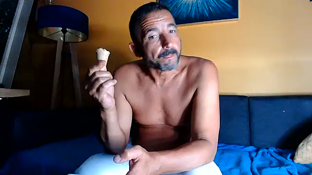daddy3945 online show from July 7, 2026, 9:46 am
