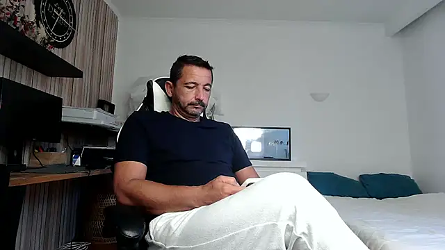 daddy3945 online show from July 28, 2026, 6:20 am
