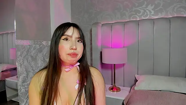 MadeleynRose online show from July 15, 2026, 7:52 pm
