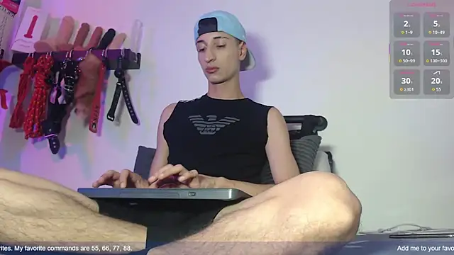Snapshot of aronleblanc_ chatting on June 12, 2026, 1:21 pm aronleblanc online show from June 12, 2026, 1:21 pm