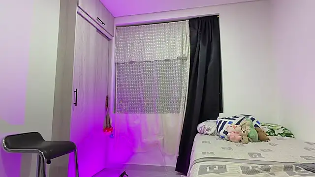  peachyboy online show from July 6, 2026, 3:14 am