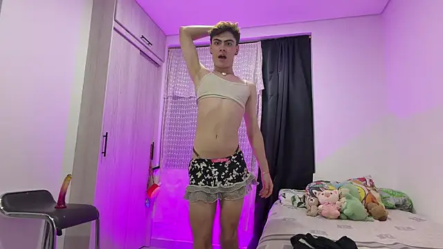  peachyboy online show from July 24, 2026, 2:53 am