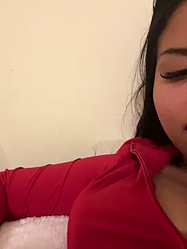 sexylacolombiana online show from May 14, 2026, 5:03 am