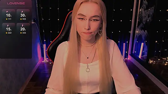 GoddessBambi online show from May 11, 2026, 9:26 am