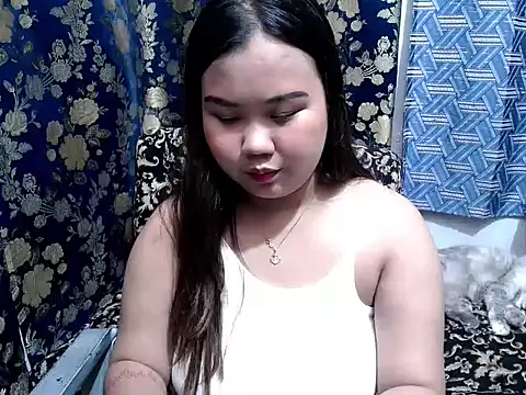 hotchickgirl online show from May 3, 2026, 9:59 am