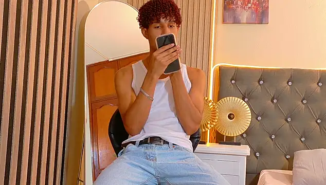 Alex Bloom online show from June 25, 2026, 7:18 pm