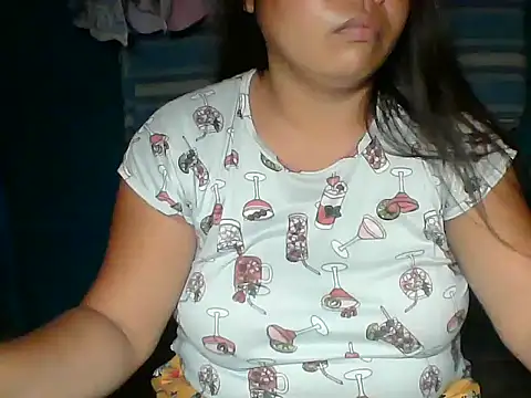 MommyKaye30 online show from June 5, 2026, 7:14 am