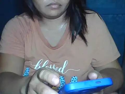 MommyKaye30 online show from July 12, 2026, 6:32 pm