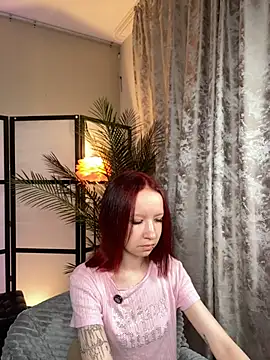 Mi Mi Mia online show from August 4, 2026, 6:32 pm