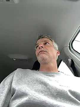 Snapshot of Thor-82 chatting on May 18, 2026, 10:54 am Thor-82 online show from May 18, 2026, 10:54 am