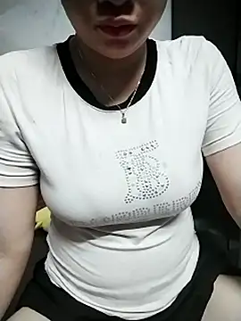 Girl lovebaby online show from June 5, 2026, 7:03 am