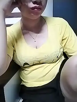 Girl lovebaby online show from June 25, 2026, 8:41 am