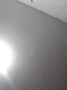 AndresvargasQ123 online show from July 9, 2026, 4:16 am