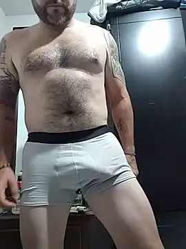 AndresvargasQ123 online show from July 12, 2026, 4:36 am