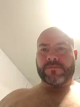 AndresvargasQ123 online show from July 12, 2026, 10:12 pm