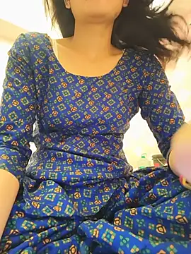 Snapshot of zoya_baby_ chatting on July 16, 2026, 4:24 pm zoya baby online show from July 16, 2026, 4:24 pm