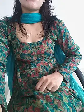 Snapshot of zoya_baby_ chatting on July 20, 2026, 5:11 am zoya baby online show from July 20, 2026, 5:11 am