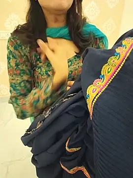 Snapshot of zoya_baby_ chatting on August 6, 2026, 3:30 am zoya baby online show from August 6, 2026, 3:30 am