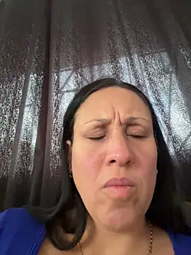Snapshot of Cloe-Fire chatting on July 8, 2026, 12:20 pm Cloe-Fire online show from July 8, 2026, 12:20 pm