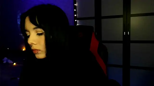 gothicq online show from May 28, 2026, 6:38 pm
