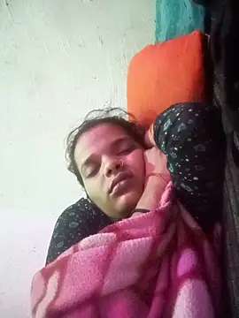 Snapshot of Student_garl_1 chatting on June 17, 2026, 10:32 pm Student garl 1 online show from June 17, 2026, 10:32 pm