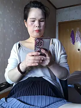 Snapshot of nidejiejie chatting on May 7, 2026, 4:51 am nidejiejie online show from May 7, 2026, 4:51 am